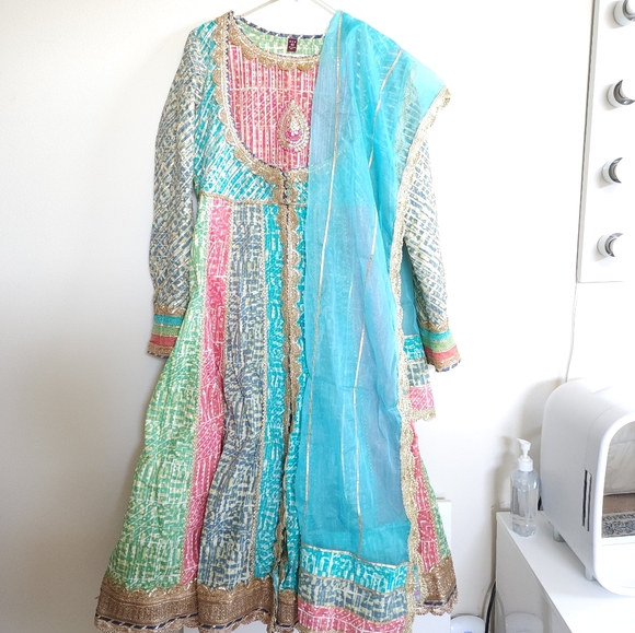 Indian Desi Party Eid Colorful Salwar Kameez - Picture 2 of 7